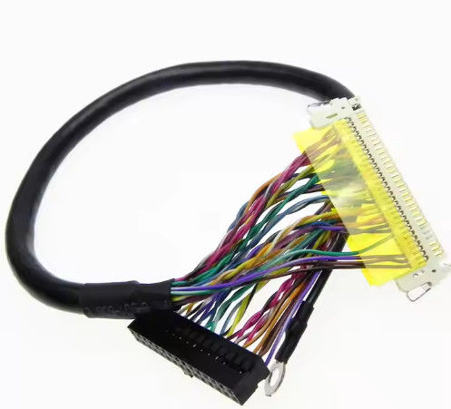 تجميع كابلات LVDS المصممة خصيصًا لنقل البيانات عالية السرعة في مختلف الصناعات