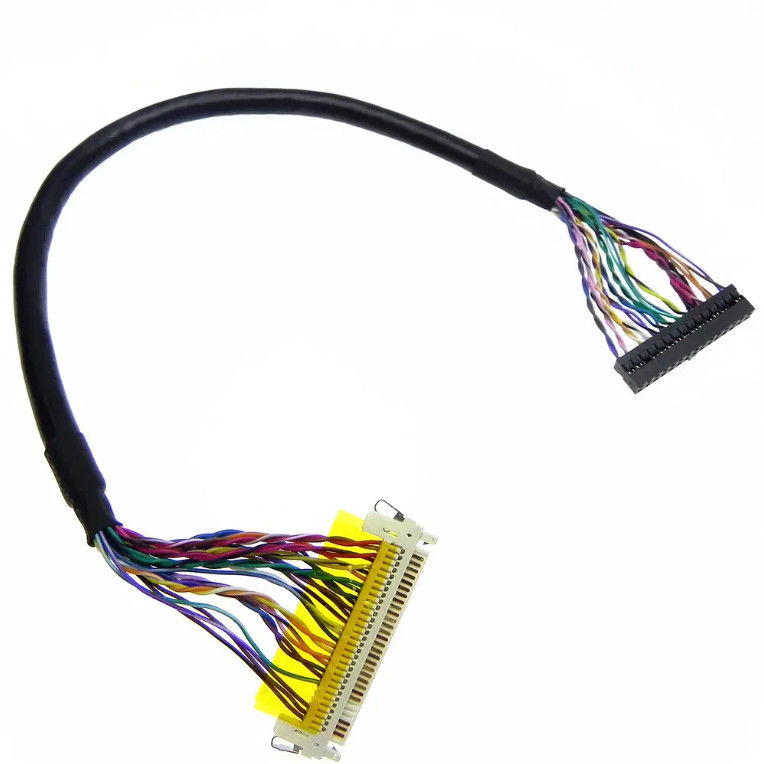 تجميع كابلات LVDS المصممة خصيصًا لنقل البيانات عالية السرعة في مختلف الصناعات